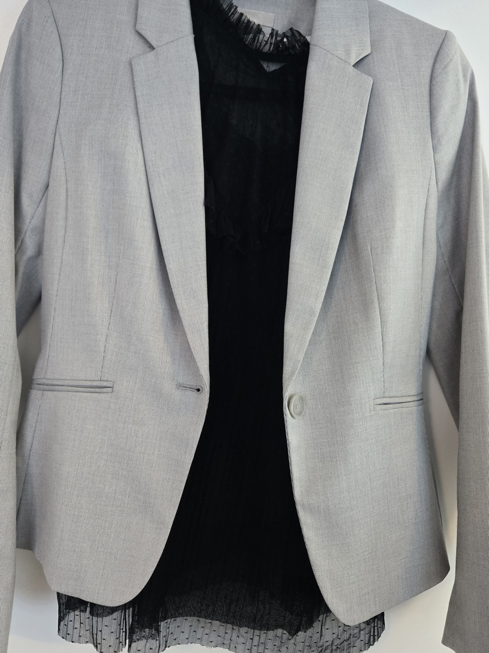 H&M Light Gray Single-Button Blazer